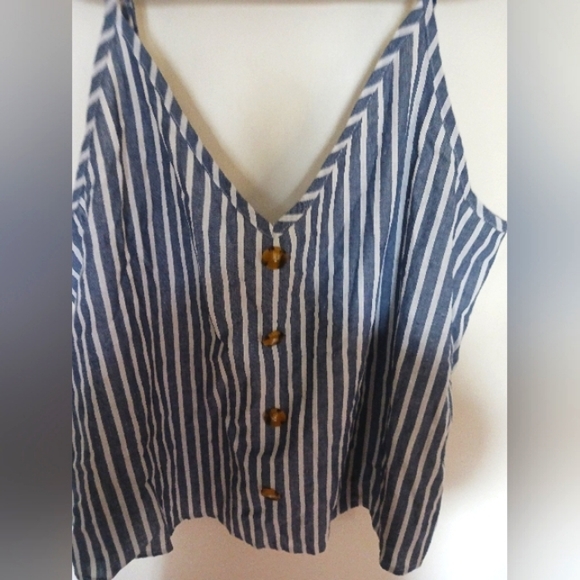 SHEIN 3X navy and white striped button tank top. - Picture 5 of 7